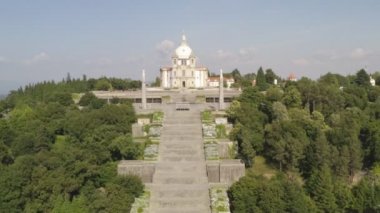 Santuario Sameiro Sığınak insansız hava aracı görüntüsü Braga, Portekiz 'de
