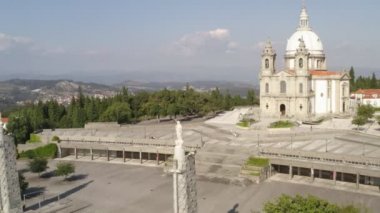 Santuario Sameiro Sığınak insansız hava aracı görüntüsü Braga, Portekiz 'de