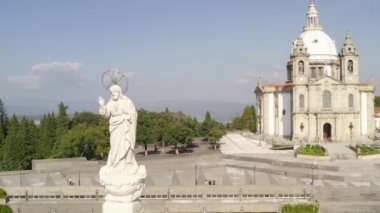 Santuario Sameiro Sığınak insansız hava aracı görüntüsü Braga, Portekiz 'de