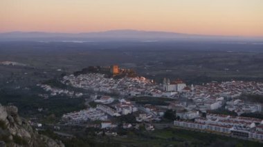 Serra de Sao Mamede dağlarından Portekiz, Alentejo 'da Castelo de Vide