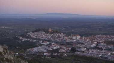 Serra de Sao Mamede dağlarından Portekiz, Alentejo 'da Castelo de Vide