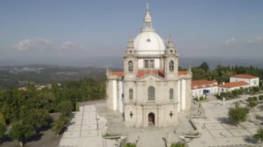 Santuario Sameiro Sığınak insansız hava aracı görüntüsü Braga, Portekiz 'de