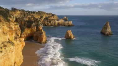 Praia do Alvor plajı Algarve, Portekiz