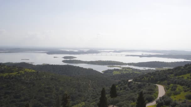 Embalse Presa Alqueva Visto Desde Mourao Alentejo Portugal — Vídeos de Stock