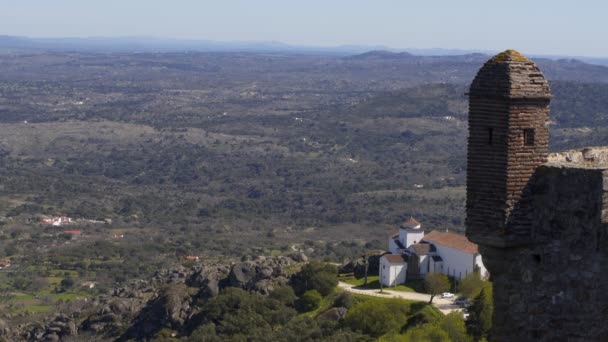 Τοπίο Βουνά Και Convento Nossa Senhora Estrela Εκκλησία Γύρω Από — Αρχείο Βίντεο