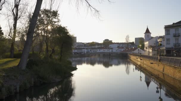 Portekiz Nabao Nehri Ile Tomar Şehri Manzarası — Stok video