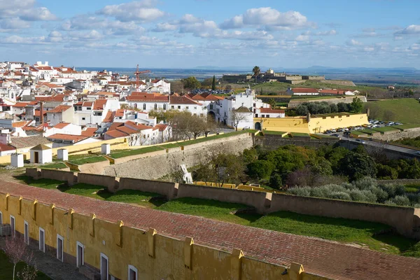 Portekiz Alentejo Daki Kale Duvarının Içindeki Elvas Şehrinin Tarihi Binaları — Stok fotoğraf