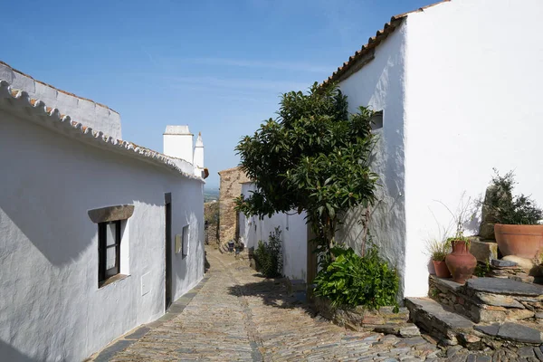 Monsaraz Pueblo Calle Con Casas Blancas Alentejo Portugal — Foto de Stock