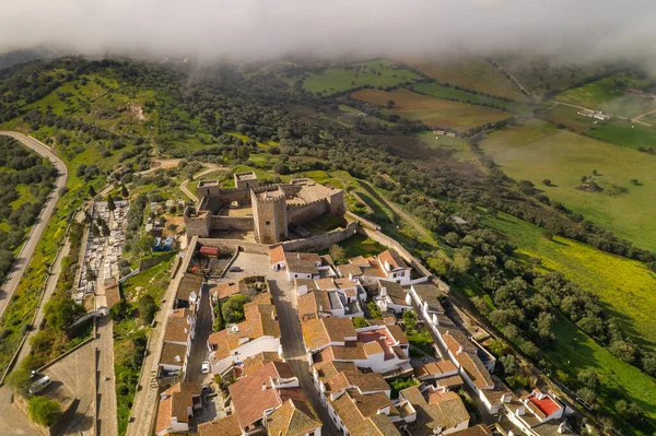 葡萄牙Alentejo云层上的Monsaraz无人驾驶飞机俯瞰 — 图库照片