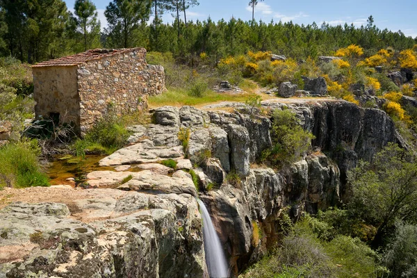 Hermoso Paisaje Cascada Increíble Vila Rei Portugal — Foto de Stock