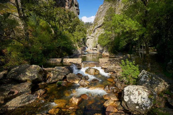 Increíble Cascada Fragas Sao Simao Portugal — Foto de Stock