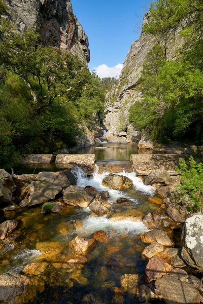 Increíble Cascada Fragas Sao Simao Portugal — Foto de Stock