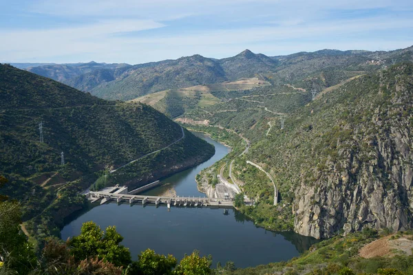 Diga Nella Regione Vinicola Del Douro Portogallo — Foto Stock