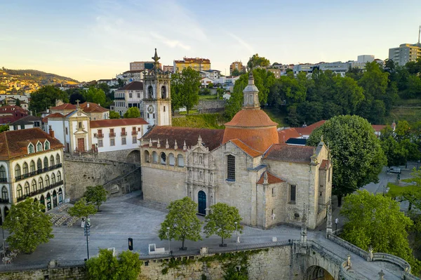 Vista Aérea Del Dron Amarante Con Hermosa Iglesia Puente Portugal —  Fotos de Stock