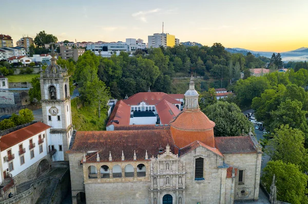 Vista Aérea Del Dron Amarante Con Hermosa Iglesia Puente Portugal —  Fotos de Stock
