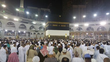  Umre veya Haram cami de hac Mekke, Suudi Arabistan'da gerçekleştirmek için tüm dünyada Müslüman hacıların toplandı