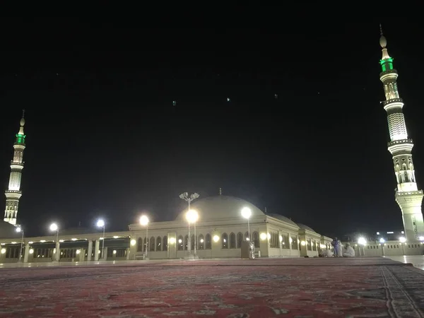 Al Madinah, Arábia Saudita, setembro 2016 masjid (mesquita) nabawi — Fotografia de Stock