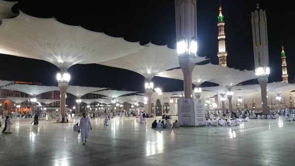 Al Madinah, Arabie Saoudite, septembre 2016 masjid (mosquée) nabawi — Photo