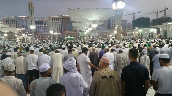 Al Madinah, Saúdská Arábie, září 2016 masdžid (mešita) nabawi — Stock fotografie