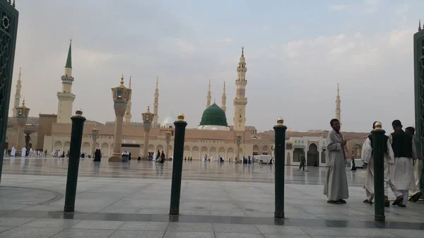 沙特阿拉伯阿尔马迪纳，2016年9月，清真寺（清真寺）纳巴维 — 图库照片