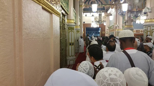 Al Madinah, Saúdská Arábie, září 2016 masdžid (mešita) nabawi — Stock fotografie