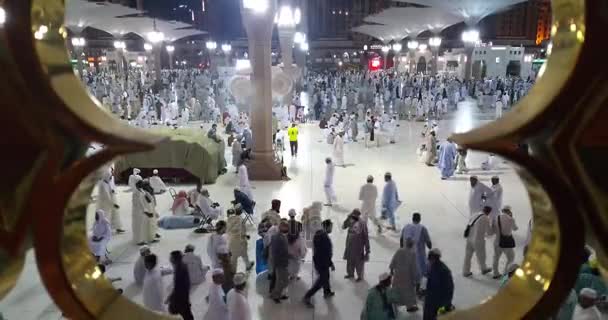 Al Madinah, Saudi arabia, September 2016 masjid (mosque) nabawi — Stock Video