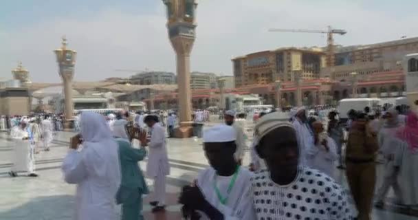 Al Madinah, Suudi Arabistan, Eylül 2016 mescidi (cami) nabawi — Stok video