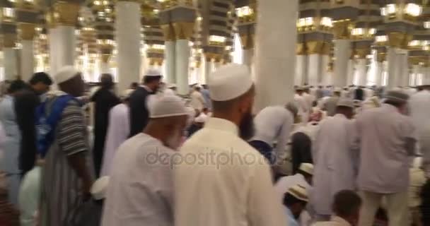 Al madinah, saudi arabia, September 2016 masjid (Moschee) nabawi — Stockvideo
