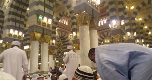 Medyna, Arabia Saudyjska, wrzesień 2016 Masjid (Meczet) Nabawi — Wideo stockowe