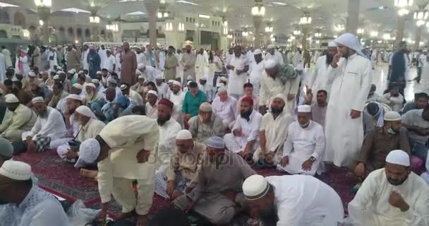 Al Madinah, Arabia Saudita, septiembre 2016 masjid (mezquita) nabawi — Vídeos de Stock