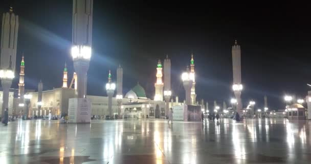 Al Madinah, Arabia Saudita, septiembre 2016 masjid (mezquita) nabawi — Vídeo de stock