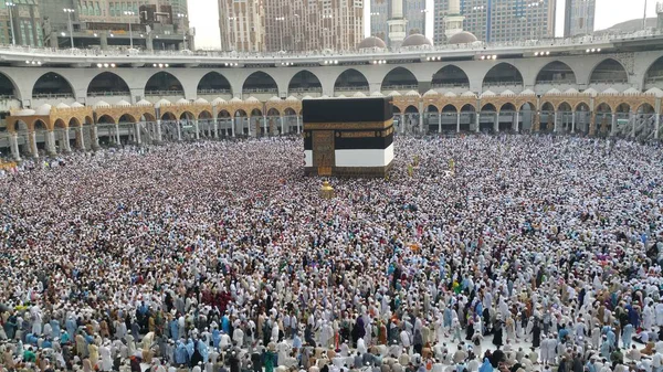 Mekka, Saúdská Arábie, v září 2016 - muslimských poutníků — Stock fotografie