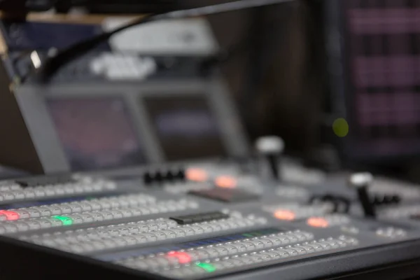 Sänds studio video och audio switcher mixer — Stockfoto