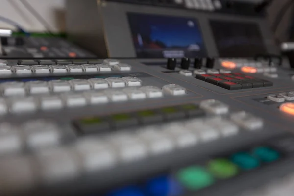 Sänds studio video och audio switcher mixer — Stockfoto