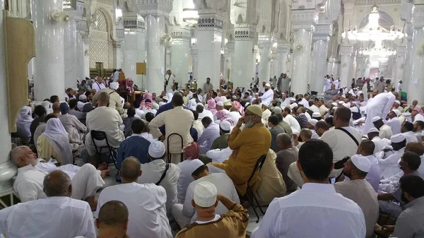 MECCA, SAUDI ARABIA, September 2016 Peziarah Muslim dari semua o — Stok Foto