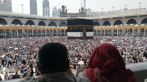 Mekka, Saudi Arabien, September 2016 - muslimische Pilger aus aller Welt — Stockfoto