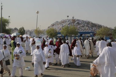 Mekke, Suudi Arabistan, Eylül 2016, Arafat Dağı 'ndaki Müslümanlar (o.