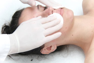 Kozmetik prosedürler, seçici odaklanma