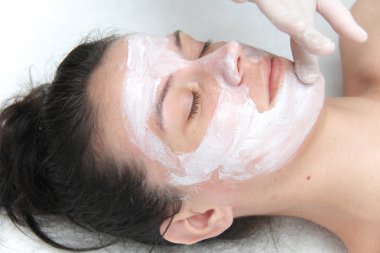 Kozmetik prosedürler, seçici odaklanma