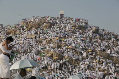 Mekke, Suudi Arabistan, Eylül 2016, Arafat Dağı 'ndaki Müslümanlar (o.