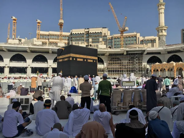 MECCA, ARABIA SAUDITA, septiembre de 2016., Los musulmanes en el Monte Arafat (o — Foto de Stock