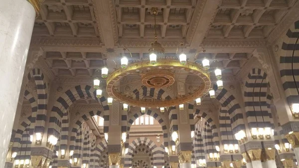 Al Madinah, Arabie Saoudite, septembre 2016 masjid (mosquée) nabawi — Photo