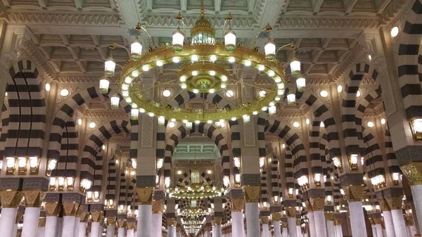 アル・マディナ、サウジアラビア、2016年9月 マスジド(モスク)ナバウィ — ストック写真