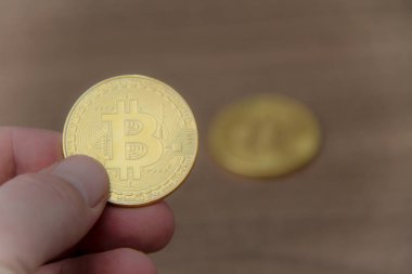 Bitcoin, Dijital Kripto Para - Bitcoin sembollü altın para