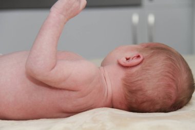 Yeni doğan bebek huzur içinde dinlendirici