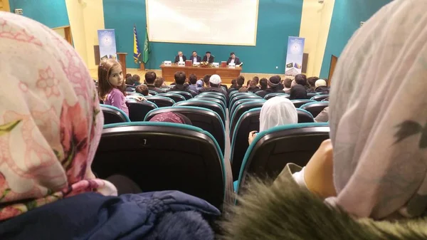 Conferencia femenina, las mujeres musulmanas deben ser miembros activos de Soc —  Fotos de Stock