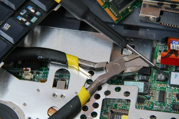 Professionell laptop reparation — Stockfoto