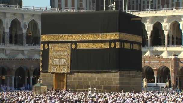 메카, 사우디 아라비아, 9 월 2016-전 람 모스크에 메카 또는 Umrah 메카에서 수행 하기 위해 모인 세계에서 회교도 순례자. — 비디오
