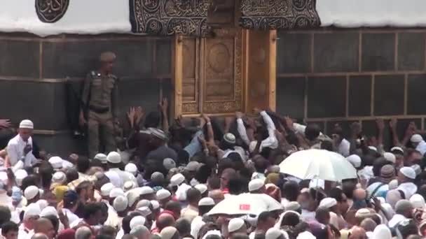 Mekka, Arabia Saudyjska, września 2016 - muzułmańskich pielgrzymów z całego świata do wykonywania Umrah lub Hajj Haram meczecie w Mekce. — Wideo stockowe