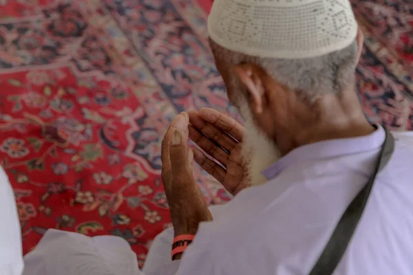 Old muslim manusia berdoa — Stok Foto